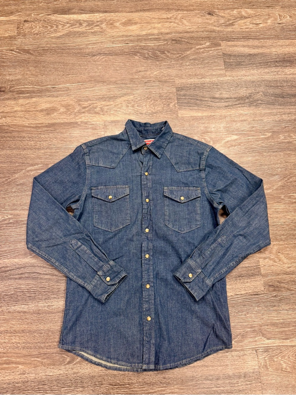Wrangler Denim Western Snap Button Shirt Mens Small Blue Chambray Cowboy